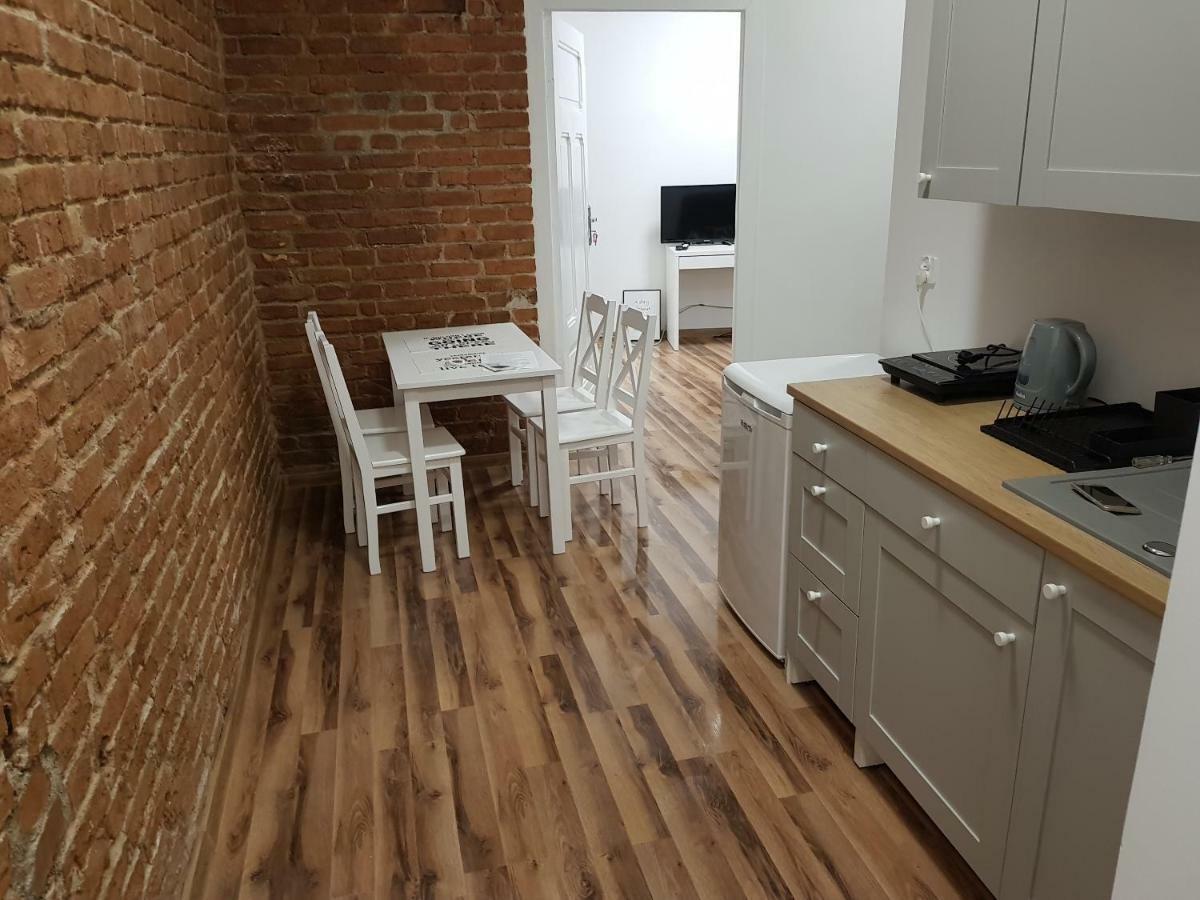 Apartament Nr 15 - 2 Pokoje Z Prywatnymi Lazienkami Centrum Poznań Eksteriør bilde
